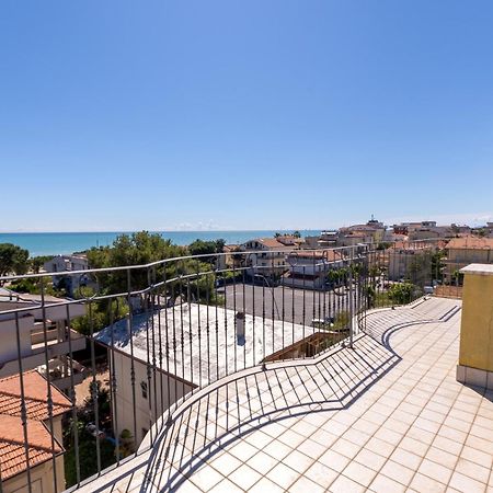 Residence Palazzo Sayonara Tortoreto Ngoại thất bức ảnh