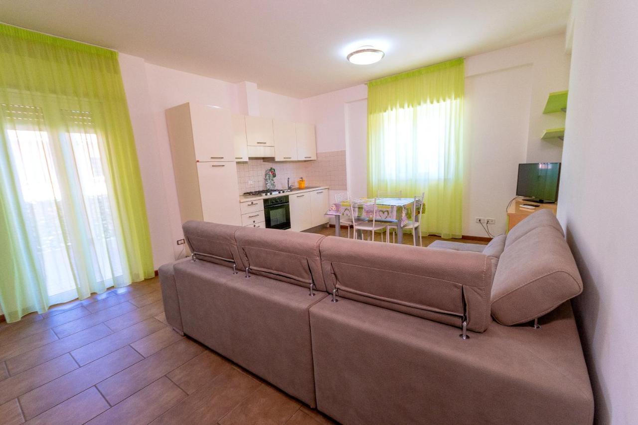 Residence Palazzo Sayonara Tortoreto Ngoại thất bức ảnh