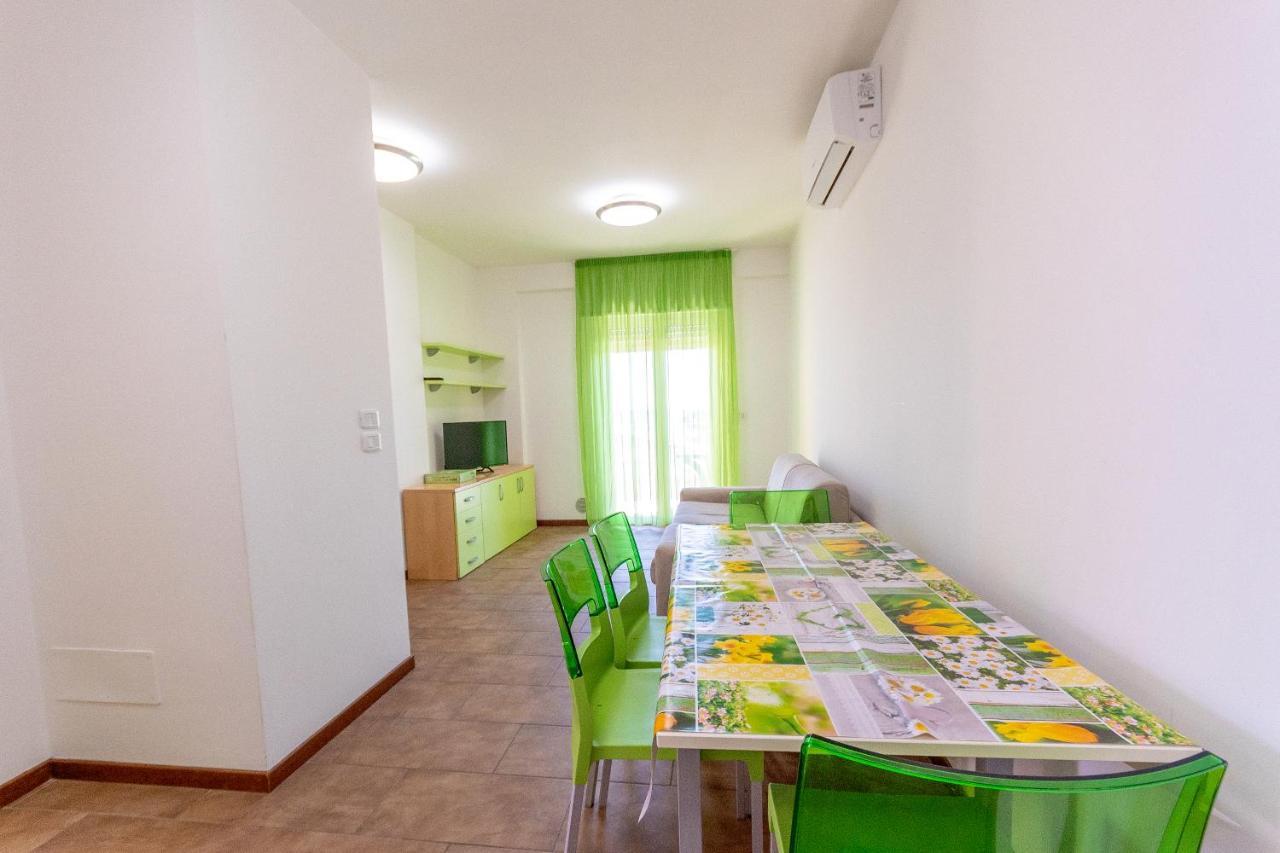 Residence Palazzo Sayonara Tortoreto Ngoại thất bức ảnh