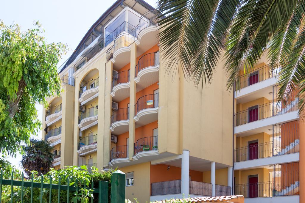 Residence Palazzo Sayonara Tortoreto Ngoại thất bức ảnh