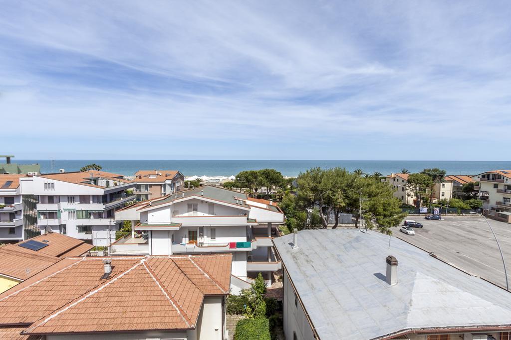 Residence Palazzo Sayonara Tortoreto Ngoại thất bức ảnh